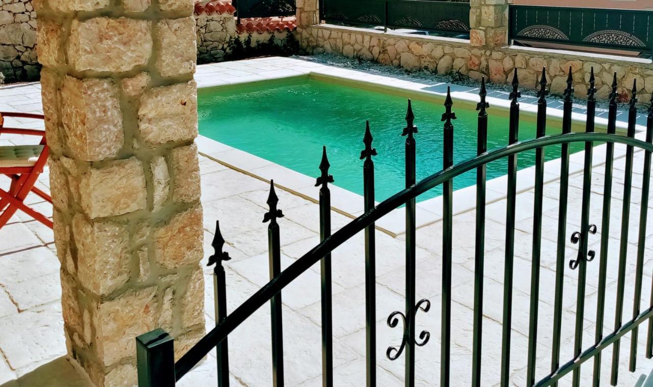 Vintage Residence Dramalj, Pool Self-Use エクステリア 写真